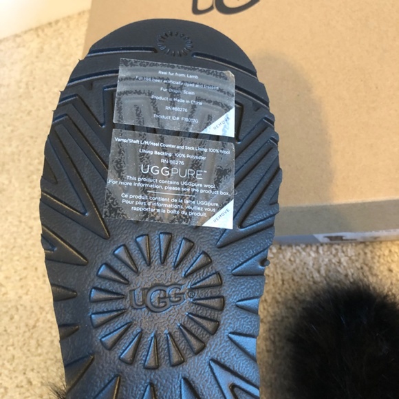 UGG Australia BOOTS - Picture 9 of 11